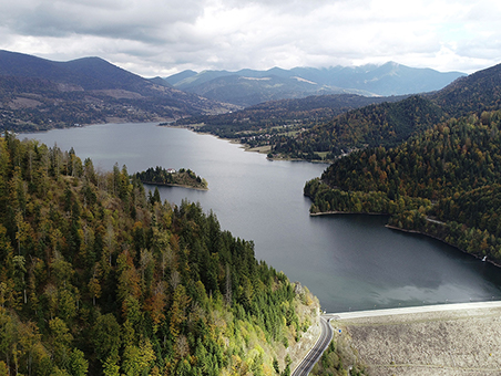 /assets/img/regiuni/Nord-Vest/regiune/Panorama Lac Colibita.jpg
